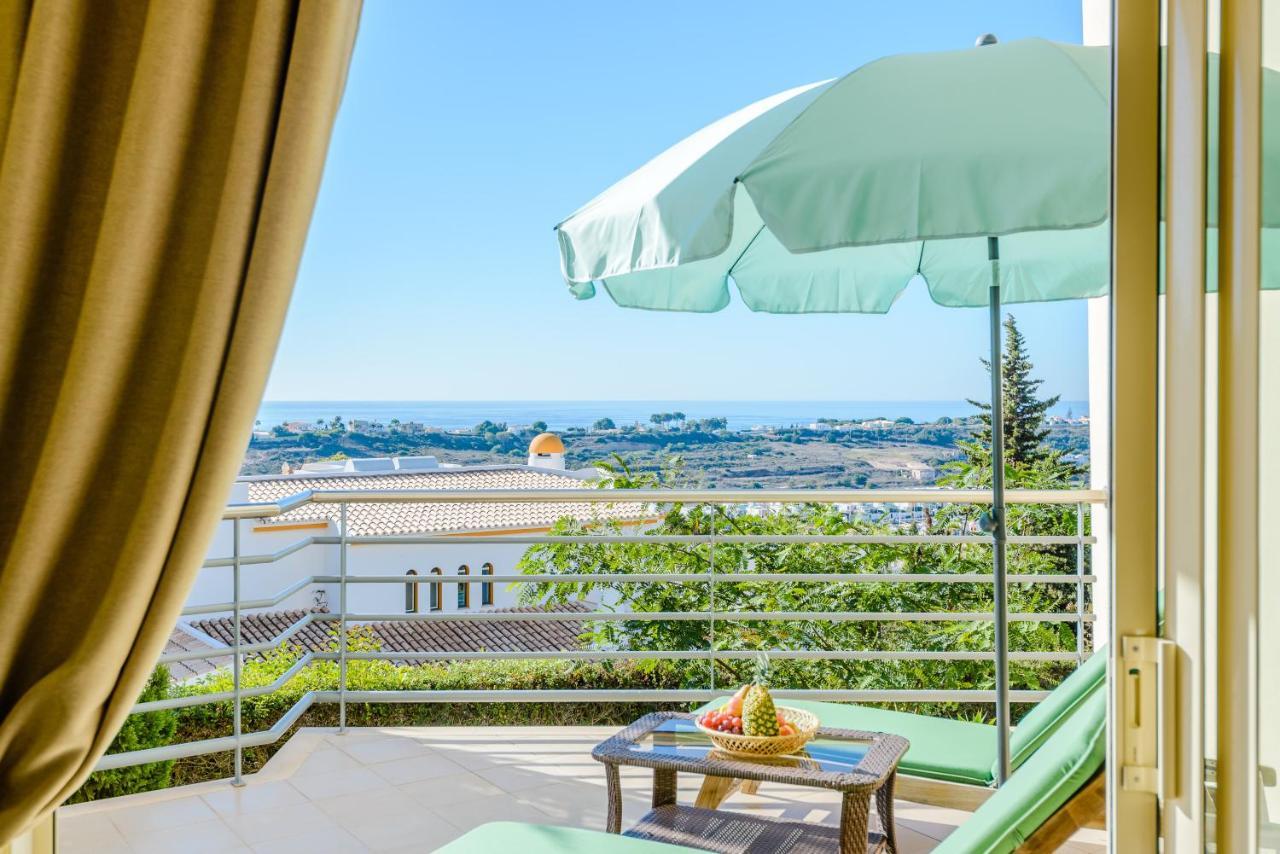 אלבופיירה Bnb Homes Ocean View Apartment With Huge Sunny Terrace, 2 Swimming Pools & Tennis Court מראה חיצוני תמונה