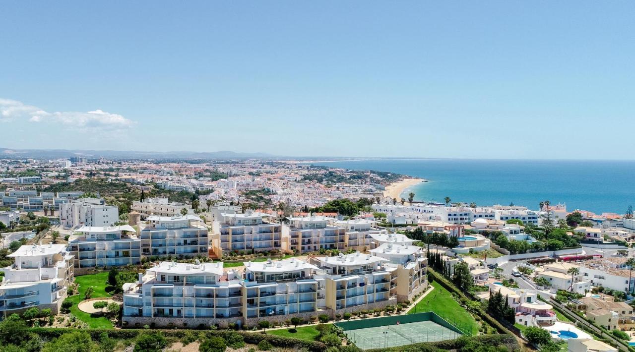 אלבופיירה Bnb Homes Ocean View Apartment With Huge Sunny Terrace, 2 Swimming Pools & Tennis Court מראה חיצוני תמונה